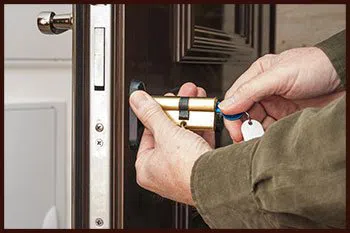 Usa Locksmith Service Wesley Chapel, FL 813-344-1730 - 3-locksmith-key-service